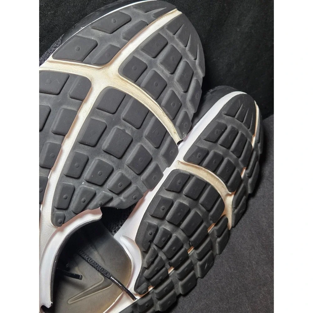 Nike Air Presto Black White Women's Running Shoes‎ 878068-001 Size 10